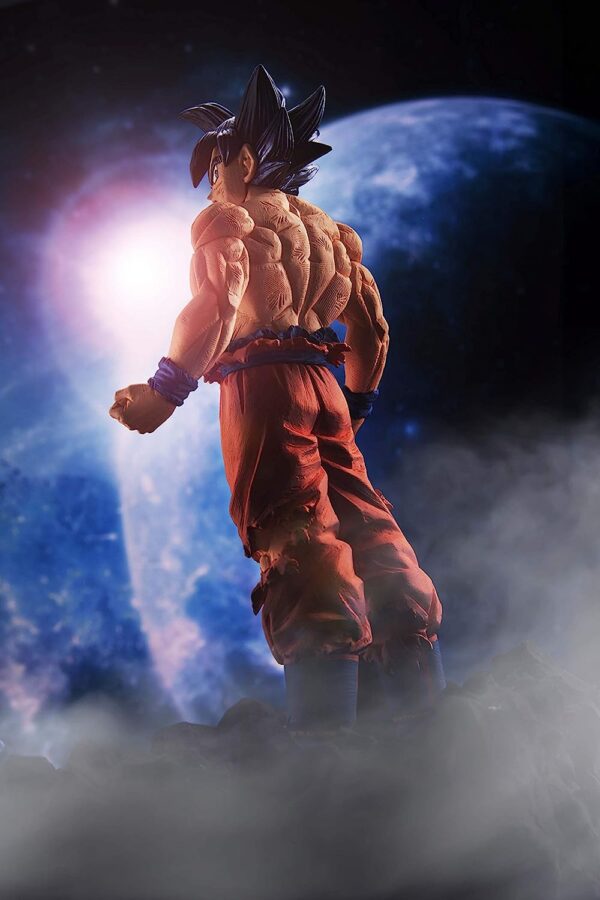 figura de Son Goku Ultra Instinct (Sign) Creator x Creator Banpresto